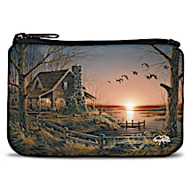 Every Day Feels Like a Cozy Cabin Getaway When You Carry this Petite Pouch