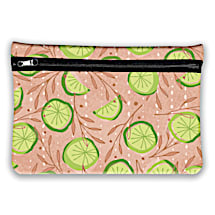 Be Fashionable and Organized with This Cosmetic Bag